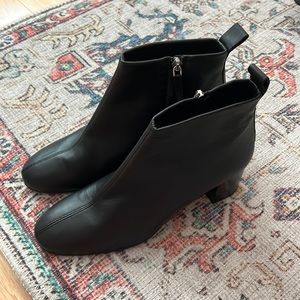 Everlane glove boot